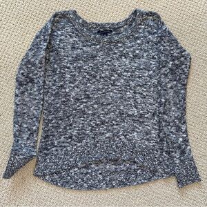 American Eagle Black & White Sweater
